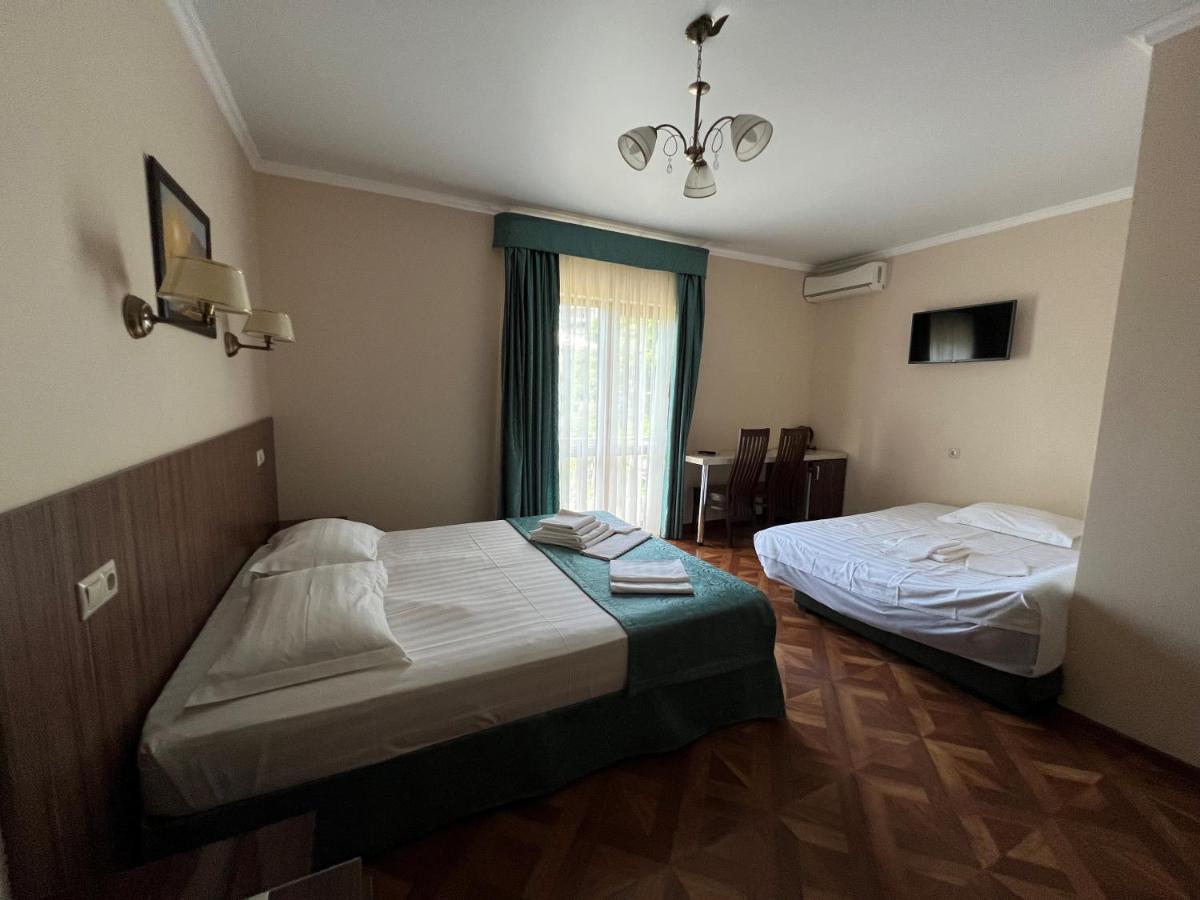 Guest House Ritsa Gagra Ngoại thất bức ảnh